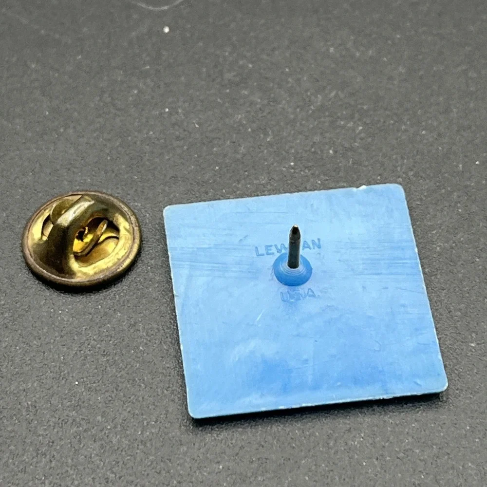 Vintage 1987 Hikes Point‎ Festival Plastic Lapel Hat Pin